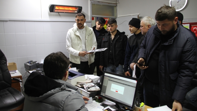 Çarşamba'da 'app plaka' paniği: Şoförler odası doldu taştı