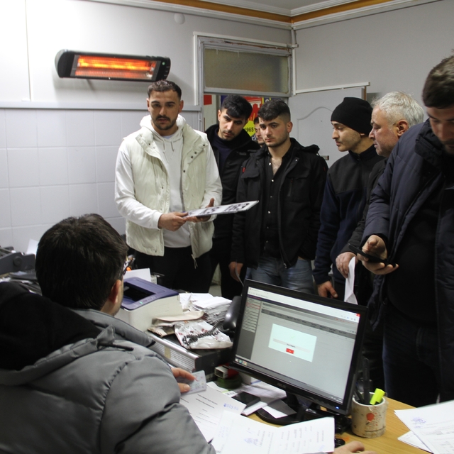 Çarşamba'da 'app plaka' paniği: Şoförler odası doldu taştı