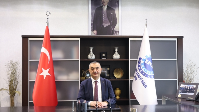 Başkan Büyüksimitci: "Ailenin temel direği gelecek nesillerimizin mimarı olan kadınlarımızdır"