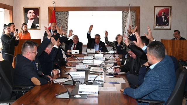 Çamyuva Mahallesi'nde sel ve su baskınına karşı çalışma raporu oy birliği ile kabul edildi