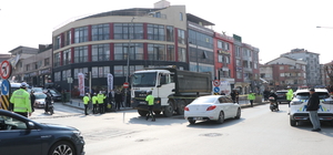 Yalova'da hafriyat kamyonunun altında kalan bir kişi öldü