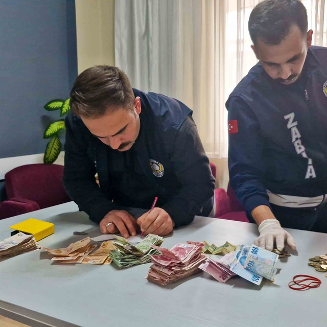 Ramazan'ı fırsata çeviren dilencilere Meram Zabıtası'ndan geçit yok