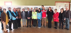 Burhaniye’de deprem fotoğrafları sergisi açıldı