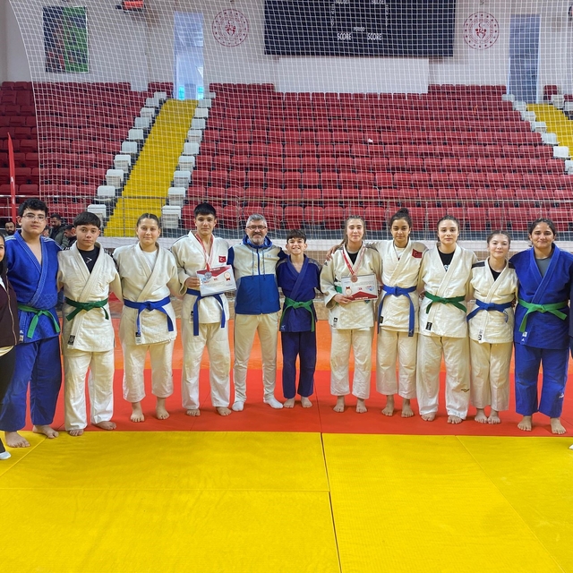 Salihlili Judocular Türkiye Şampiyonası'ndan madalyalarla döndü