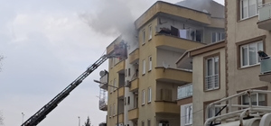Ocakta unutulan yemek yangına yol açtı
