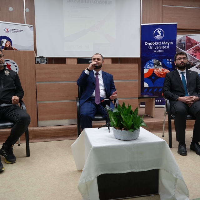 Bağımlılık 'bir kereden bir şey olmaz' ile başlıyor
OMÜ'de bağımlılıkla müc...