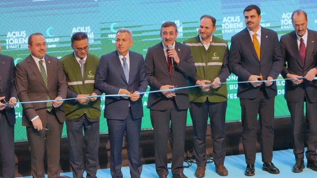 Cumhurbaşkanı Yardımcısı Yılmaz: "Bağımlılıkların ekonomiye maliyeti 78 milyar dolar"
İzmir'de Yeşilay tesisleri törenle hizmete açıldı