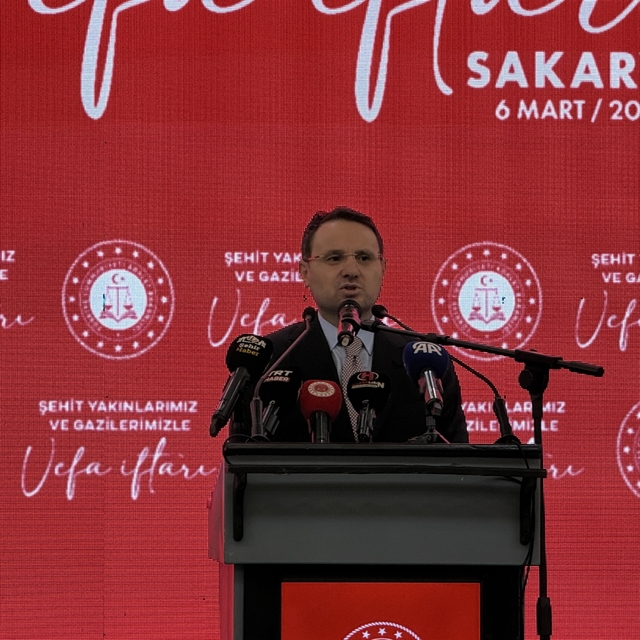 Bakan Gürlek: "Şehitlerimiz bu milletin istiklalinin mühürleridir, gazileri...