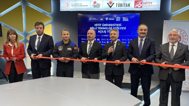 Hitit Üniversitesi Milli Teknoloji Atölyesi törenle kaplarını öğrencilere açtı
Bakan Yardımcısı Coştu: "Önümüzdeki dönemde Türkiye çok daha müreffeh bir seviyeye erişecek"