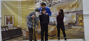 Havza'da "Tablet Ahmet" iki günde 10 kez sahneledi