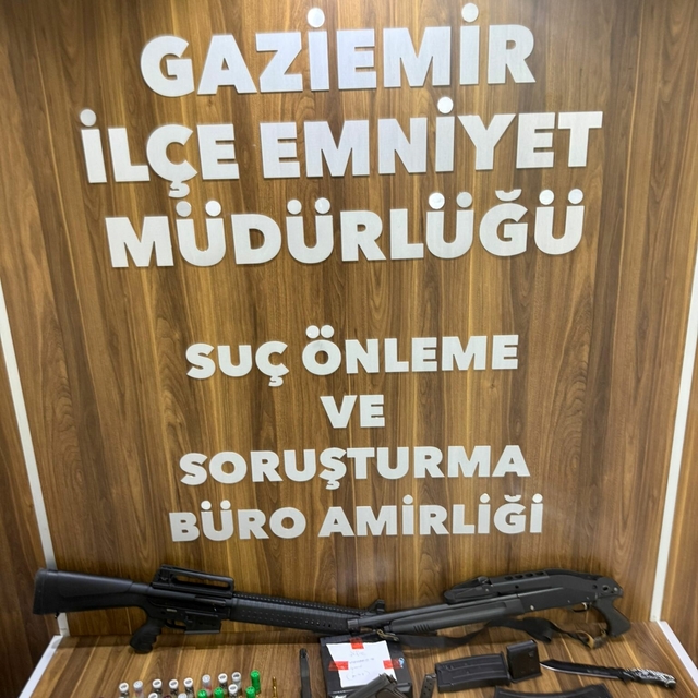 İzmir'de darp ve zorla sözleşme imzalatma iddiasına 3 gözaltı