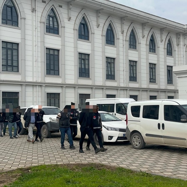 Kendisini takip eden şüpheli tarafından başından vurulmuştu: 4 şüpheli tutu...