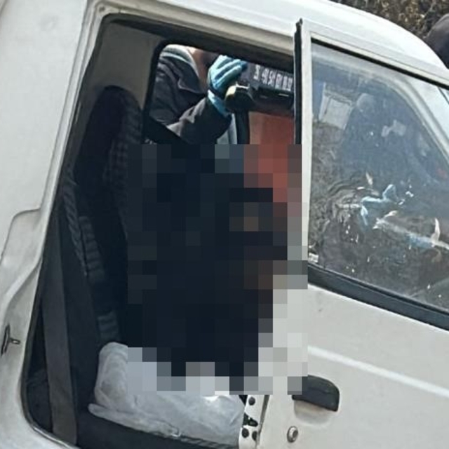 Sınıf öğretmeni arabasında ölü bulundu