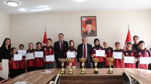 Bilecik'te 'Floor Curling' başarı belgeleri sahiplerini buldu