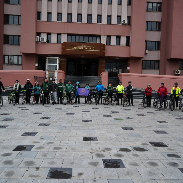 Samsun'da Yeşilay Haftası'nda pedallar sağlıklı yaşam için döndü