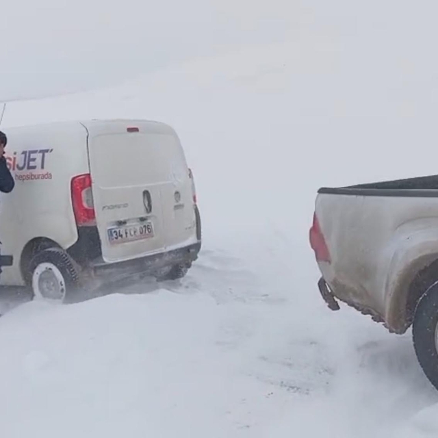 Kars'ta tipi ve buzlanma