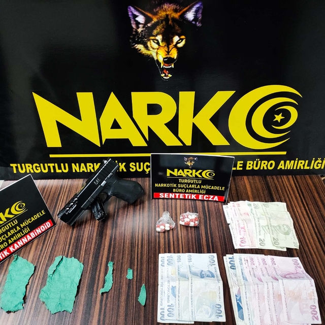Manisa'da uyuşturucu operasyonu; 3 tutuklama