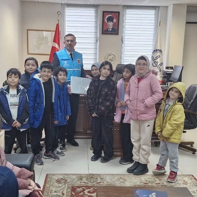 Tepebaşı'nda miniklerden Gazze'ye bağış