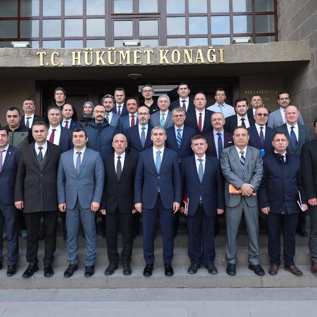 Vali Aktaş: "Amacımız el birliğiyle kentimizi en iyi yerlere getirmek"