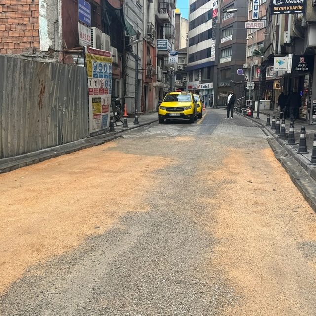 Zonguldak'ta yapılan yol yeniden bozuldu, vatandaşlar tepki gösetrdi