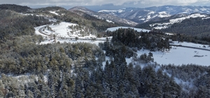 Samsun'da karla kaplı Kızlan Yaylası dronla görüntülendi