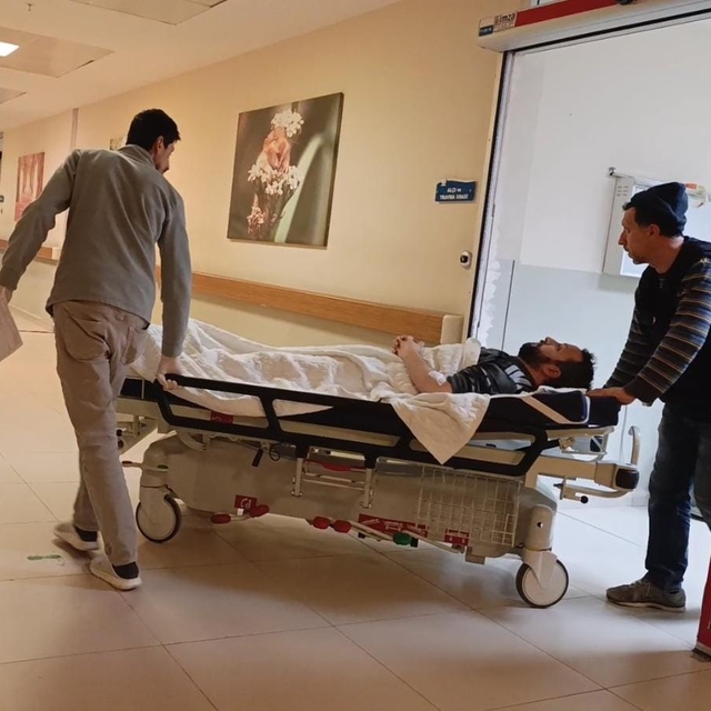 Tabancasını temizlerken sol bacağından yaralandı