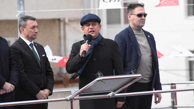 Özgür Özel: Vizesiz Avrupa vadediyoruz