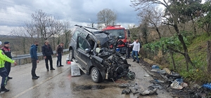 Ordu'da hafif ticari araç ile kamyon çarpıştı: 2 ölü, 2 ağır yaralı