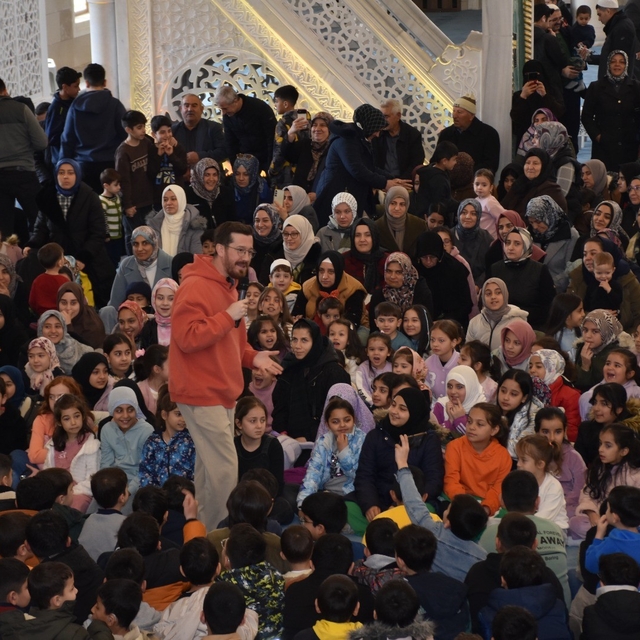 Çocuklar Şahinbey Belediyesi'nin cami etkinliğinde buluştu