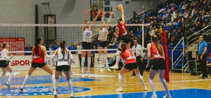 Sultanlar Ligi: Aydın Büyükşehir Belediyespor: 2 - Beşiktaş: 3