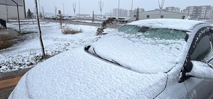 Diyarbakır’ın yüksek kesimlerinde kar yağışı