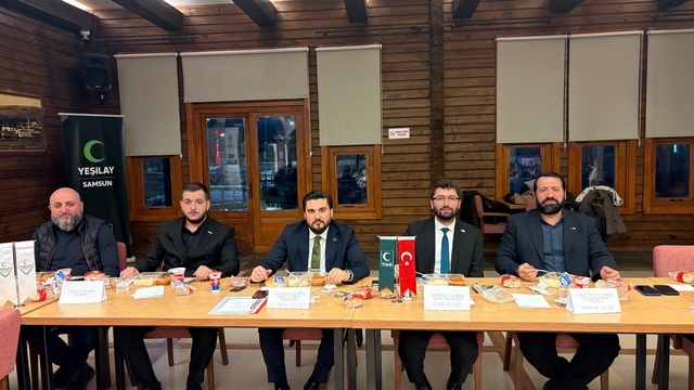 Samsun'da Yeşilay gönüllüleri iftar programında buluştu