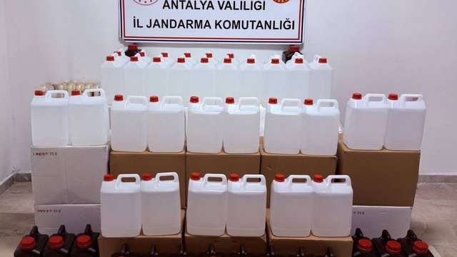 Antalya'da 500 litre kaçak etil alkol ele geçirildi