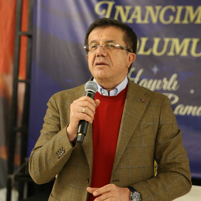 AK Parti Genel Başkan Yardımcısı Zeybekci, Denizli'de iftarda konuştu: