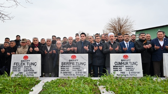 Mardin'de 39 yıl önce terör örgütünün şehit ettiği 8 kişi dualarla anıldı
