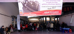 Kuyucak Belediyesi’nden kadınlara 8 Mart sürprizi