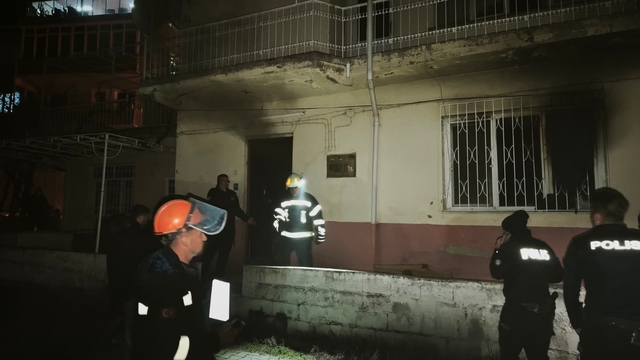 Boş evde çıkan yangın korkuttu