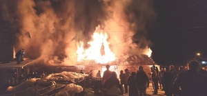 Hisarcık'ta samanlık yangını korkuttu