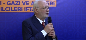 AK Parti Genel Başkanvekili Mustafa Elitaş, Erzurum’da şehit ve gazi aileleri ile iftar yemeğinde bir ayaya geldi