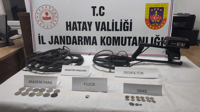 Hatay'da sikke ve yüzük ele geçirildi