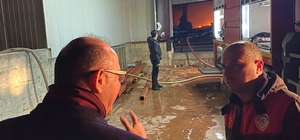 Osmaniye'de tavuk kesimhanesinde yangın (2)