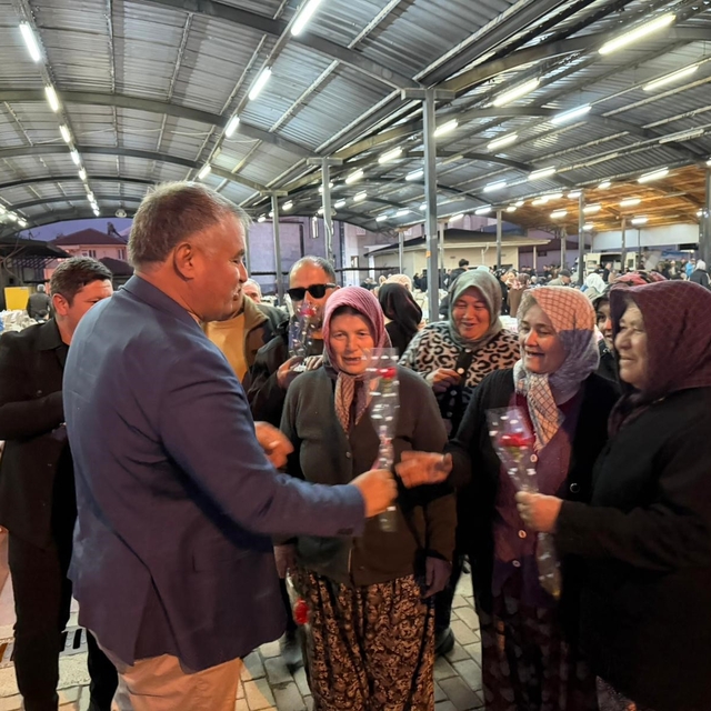 Başkan Pütün gönül sofrasına konuk olan kadınları unutmadı