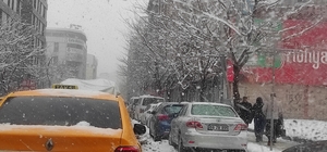 Van'da 216 mahalle ve mezra yolu ulaşıma kapandı