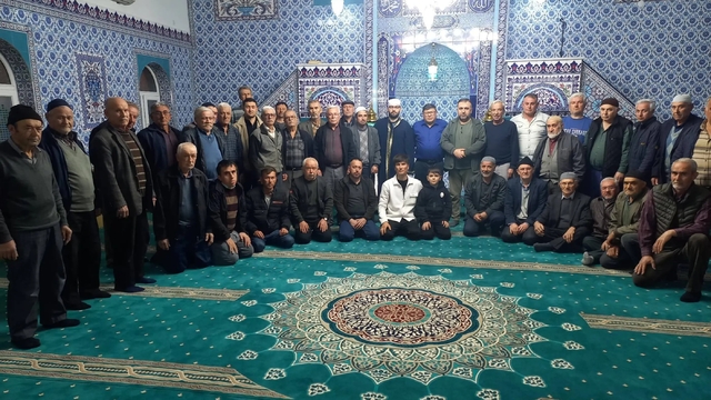 Sarıcakaya Müftüsü Altunbaş, Kapıkaya Mahallesi sakinleriyle iftarda buluştu