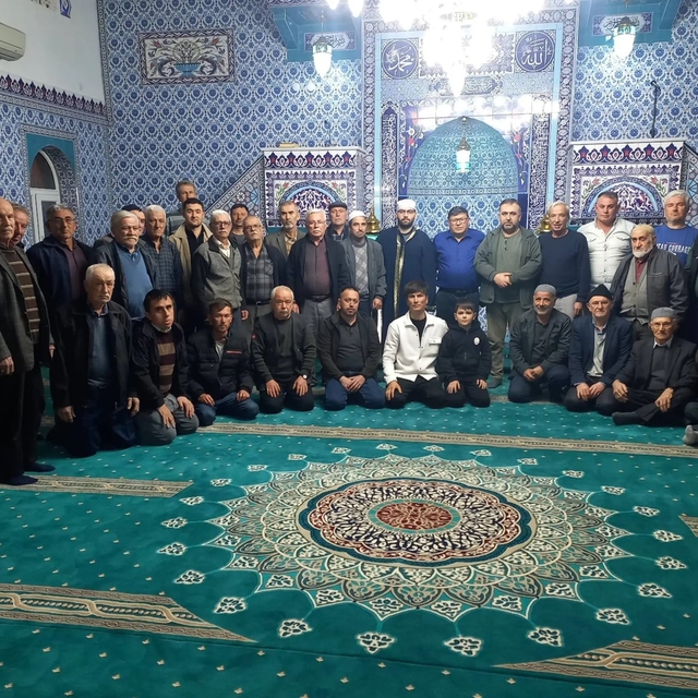 Sarıcakaya Müftüsü Altunbaş, Kapıkaya Mahallesi sakinleriyle iftarda buluşt...