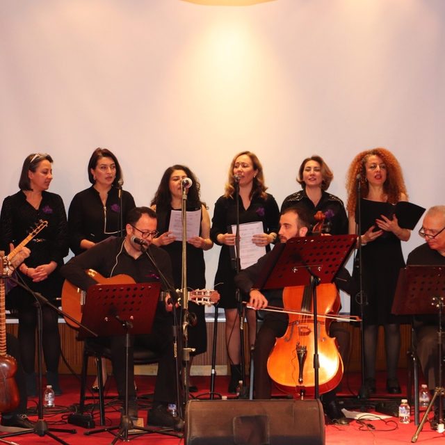 Eskişehir'de 8 Mart Dünya Kadınlar Gününe özel konser
Kadınlar Günü'ne özel...