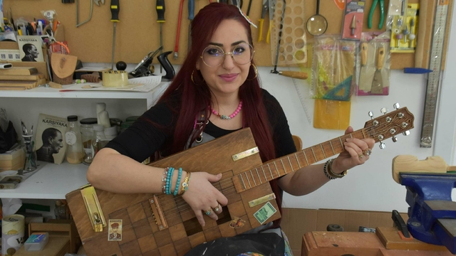 Türkiye'nin ilk diplomalı kadın kanun ustası: Gurur duyuyorum