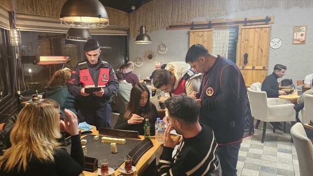 Bilecik'te kumar ve yasa dışı bahis uygulamasında 6 kişi yakalandı