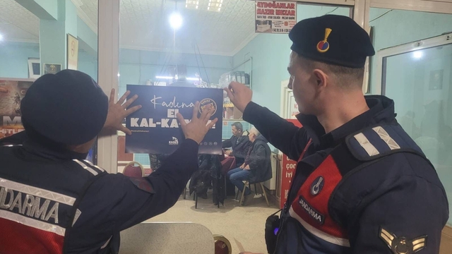 Bilecik'te 'Kadına El Kal-Ka-Maz' ve '18 Mart Şehitler Günü' bilgilendirme faaliyeti