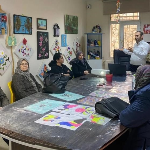 Bilecik'te ailelere 'Aile Bütçesi ve Kaynak Yönetimi' eğitimi